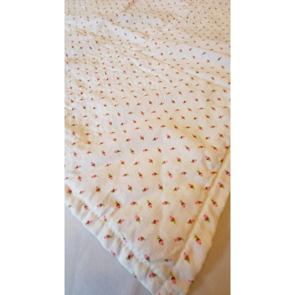 VTG‎ Handmade Baby QUILT Crib/Lap Blanket 